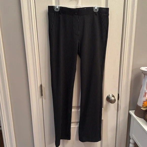 Betabrand Pinstripe Dress Pants Yoga Pants. Size large - Picture 1 of 7